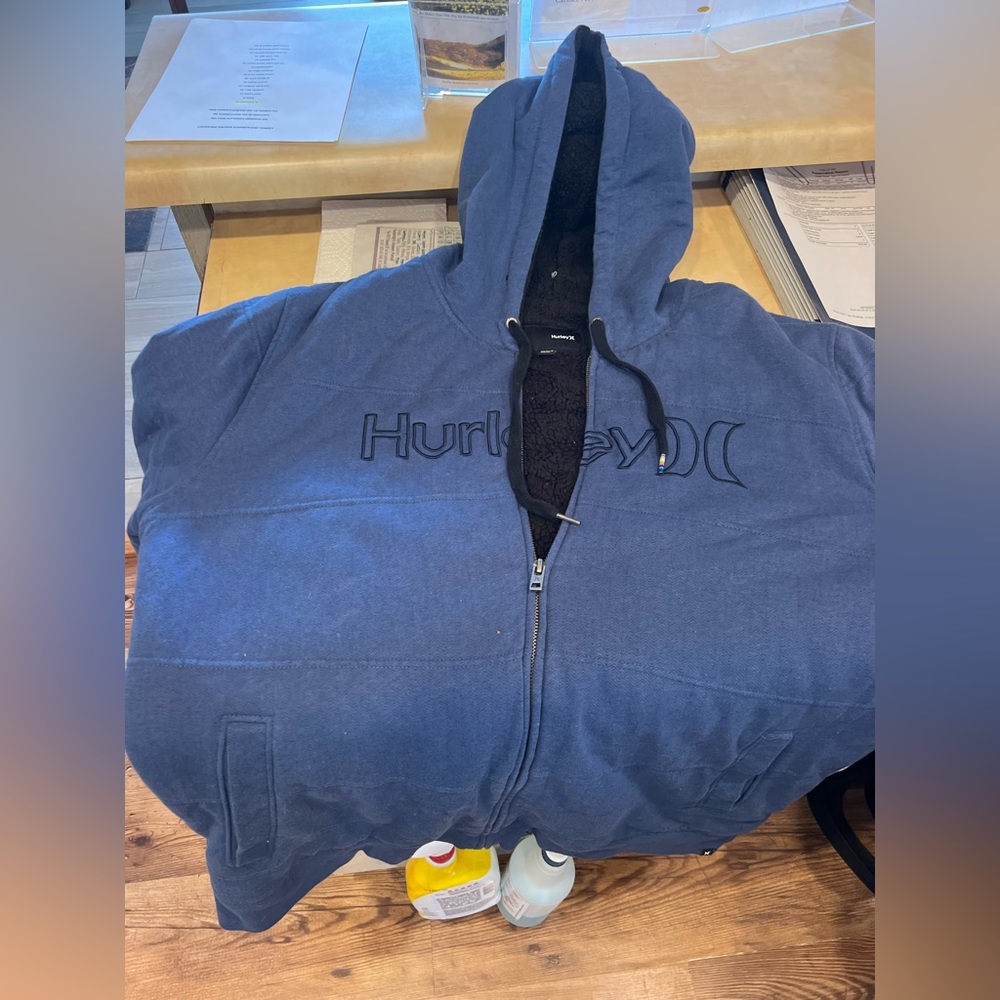 Hurley sweatshirt